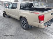 ✅ 2017 Toyota Tacoma SR5 • VIN: 5TFCZ5AN4HX068136 • Lot: 43817844. Listed on IAAI with 134,846 mi. Free auction sales archive from the USA and detailed vehicle history report at DreamBid. Image 3.