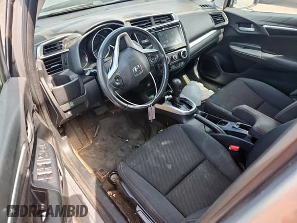 ✅ 2019 Honda Fit Sport • VIN: 3HGGK5H63KM700966 • Lot: 81693455. Listed on Copart with 65,354 mi. Free auction sales archive from the USA and detailed vehicle history report at DreamBid. Image 8.