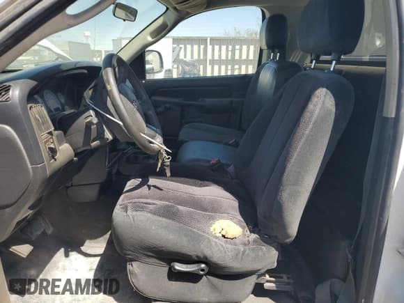 ✅ 2005 Dodge 2500 ST • VIN: 3D6WR26D75G831790 • Лот: 52151405. Опубликован ранее на Copart с пробегом 120 785 миль. Бесплатный доступ к архиву аукционных продаж из США и подробный отчёт об истории автомобиля на DreamBid. Изображение 7.