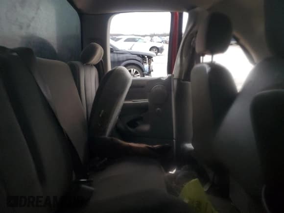 ✅ 2004 Dodge 1500 SLT • VIN: 1D7HA18D94S610301 • Лот: 85014264. Опубликован ранее на Copart с пробегом Не указан. Бесплатный доступ к архиву аукционных продаж из США и подробный отчёт об истории автомобиля на DreamBid. Изображение 10.