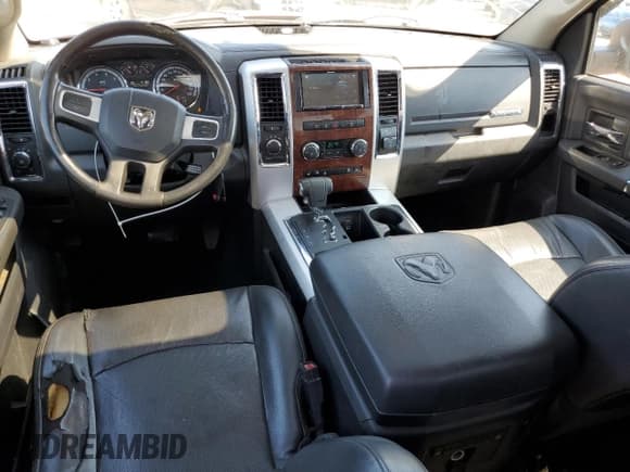 ✅ 2010 Dodge 1500 Sport • VIN: 1D7RV1CT5AS174078 • Lot: 65368575. Wystawiony na Copart z przebiegiem 241 427 mil. Bezpłatny archiwum sprzedaży aukcyjnych z USA i szczegółowy raport historii pojazdu na DreamBid. Zdjęcie 8.