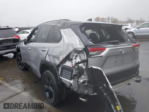 ✅ 2021 Toyota RAV4 Hybrid XSE • VIN: 4T3E6RFV1MU059801 • Lot: 43580158. Listed on IAAI with 55,041 mi. Free auction sales archive from the USA and detailed vehicle history report at DreamBid. Image 3.