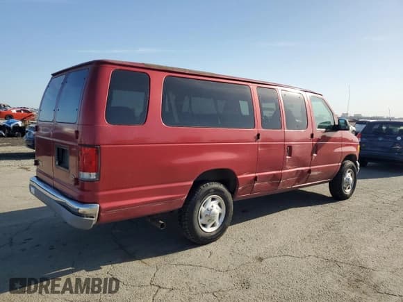 ✅ 2000 Ford Econoline Passenger XL • VIN: 1FBSS31L5YHA97193 • Lot: 49145725. Listed on Copart with 134,790 mi. Free auction sales archive from the USA and detailed vehicle history report at DreamBid. Image 3.