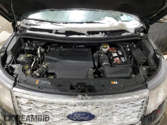 ✅ 2017 Ford Explorer Platinum • VIN: 1FM5K8HT4HGC88875 • Lot: 46108605. Wystawiony na Copart z przebiegiem 99 503 mil. Bezpłatny archiwum sprzedaży aukcyjnych z USA i szczegółowy raport historii pojazdu na DreamBid. Zdjęcie 14.