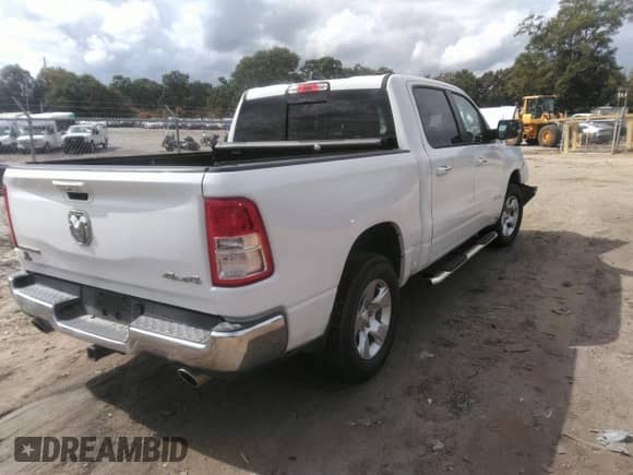 2019 Ram 1500 Big Horn с VIN 1C6SRFFTXKN849309, выставлен на аукционе IAAI как лот 43390609 с пробегом 114 883 миль миль и . История ставок и продаж доступна на DreamBid. Изображение 4.