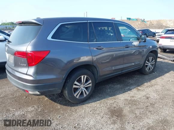 ✅ 2017 Honda Pilot EX-L • VIN: 5FNYF6H5XHB093028 • Lot: 42452779. Listed on IAAI with 134,559 mi. Free auction sales archive from the USA and detailed vehicle history report at DreamBid. Image 4.