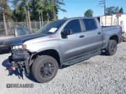 ✅ 2019 Chevrolet Silverado 1500 LT Trail Boss • VIN: 3GCPYFEDXKG202543 • Lot: 42712292. Wystawiony na IAAI z przebiegiem 125 697 mil. Bezpłatny archiwum sprzedaży aukcyjnych z USA i szczegółowy raport historii pojazdu na DreamBid. Zdjęcie 2.