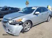 ✅ 2012 Acura TSX Technology • VIN: JH4CU2F6XCC017592 • Lot: 43138775. Wystawiony na IAAI z przebiegiem 111 273 mil. Bezpłatny archiwum sprzedaży aukcyjnych z USA i szczegółowy raport historii pojazdu na DreamBid. Zdjęcie 2.