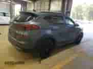 2019 Hyundai Tucson SEL z VIN KM8J33AL6KU963241, wystawiony jako Copart lot #86705445 z przebiegiem 42 222 mil mil oraz Szkoda całkowita • Salvage title. Historia ofert i sprzedaży dostępna na DreamBid. Obrazek 3.