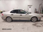 ✅ 2005 Saab 9-3 Linear • VIN: YS3FB49S151051971 • Лот: 43689511. Опубликован ранее на IAAI с пробегом 223 265 миль. Бесплатный доступ к архиву аукционных продаж из США и подробный отчёт об истории автомобиля на DreamBid. Изображение 13.