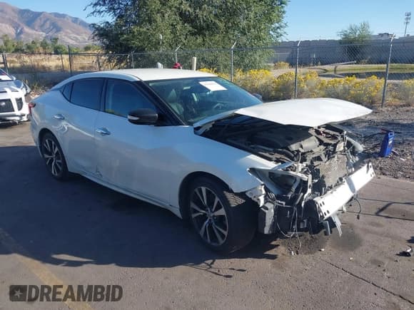 ✅ 2017 Nissan Maxima Platinum • VIN: 1N4AA6AP0HC409955 • Лот: 43344511. Опубликован ранее на IAAI с пробегом 104 734 миль. Бесплатный доступ к архиву аукционных продаж из США и подробный отчёт об истории автомобиля на DreamBid. Изображение 1.