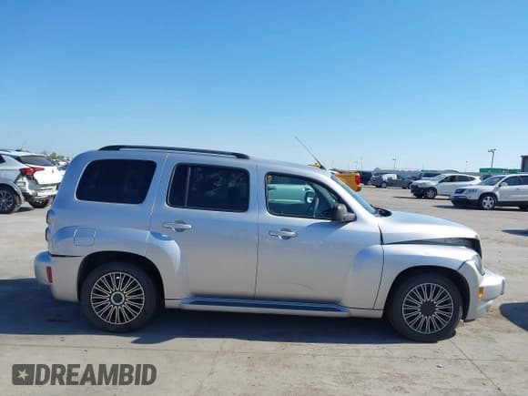 ✅ 2011 Chevrolet HHR LS • VIN: 3GNBAAFW1BS500727 • Lot: 40520339. Listed on IAAI with 144,429 mi. Free auction sales archive from the USA and detailed vehicle history report at DreamBid. Image 13.