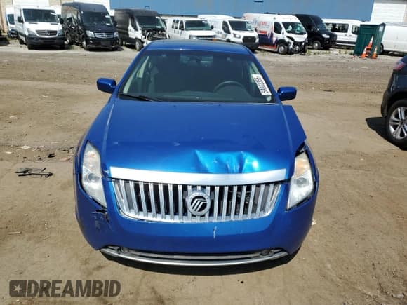 ✅ 2011 Mercury Milan • VIN: 3MEHM0HA8BR603848 • Лот: 59002355. Опубликован ранее на Copart с пробегом 196 660 миль. Бесплатный доступ к архиву аукционных продаж из США и подробный отчёт об истории автомобиля на DreamBid. Изображение 5.
