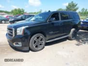✅ 2017 GMC Yukon SLE • VIN: 1GKS2AKC3HR168940 • Lot: 42634579. Wystawiony na IAAI z przebiegiem 122 944 mil. Bezpłatny archiwum sprzedaży aukcyjnych z USA i szczegółowy raport historii pojazdu na DreamBid. Zdjęcie 2.