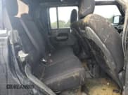 ✅ 2022 Jeep Gladiator Rubicon • VIN: 1C6JJTBG7NL124521 • Lot: 80844305. Wystawiony na Copart z przebiegiem 57 872 mil. Bezpłatny archiwum sprzedaży aukcyjnych z USA i szczegółowy raport historii pojazdu na DreamBid. Zdjęcie 10.