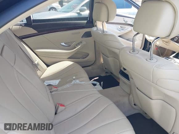 ✅ 2018 Mercedes-Benz S 450 • VIN: WDDUG6GB1JA364372 • Лот: 42405596. Опубликован ранее на IAAI с пробегом 72 120 миль. Бесплатный доступ к архиву аукционных продаж из США и подробный отчёт об истории автомобиля на DreamBid. Изображение 8.