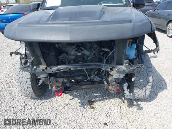 ✅ 2019 Chevrolet Colorado 4WD ZR2 • VIN: 1GCGTEEN8K1302222 • Lot: 43223626. Listed on IAAI with 77,438 mi. Free auction sales archive from the USA and detailed vehicle history report at DreamBid. Image 18.