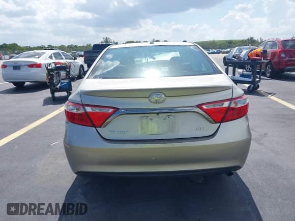 ✅ 2017 Toyota Camry XLE • VIN: 4T1BF1FKXHU687414 • Lot: 42836025. Listed on IAAI with 91,453 mi. Free auction sales archive from the USA and detailed vehicle history report at DreamBid. Image 17.