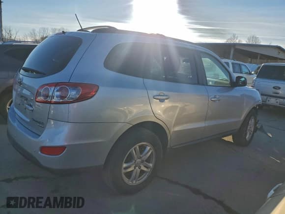 ✅ 2011 Hyundai Santa Fe GLS • VIN: 5XYZGDAB1BG078956 • Lot: 94913475. Wystawiony na Copart z przebiegiem 94 961 mil. Bezpłatny archiwum sprzedaży aukcyjnych z USA i szczegółowy raport historii pojazdu na DreamBid. Zdjęcie 3.