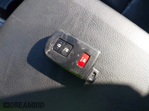 ✅ 2021 Toyota Tacoma SR • VIN: 3TYCZ5AN2MT023832 • Lot: 43542339. Listed on IAAI with 80,341 mi. Free auction sales archive from the USA and detailed vehicle history report at DreamBid. Image 11.