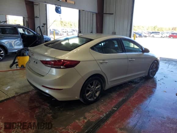 2017 Hyundai Elantra SE with VIN 5NPD84LF9HH163181, listed as a Copart auction lot 83983175 with 86,986 mi miles and Salvage title. Bid and sale history available at DreamBid. Image 3.