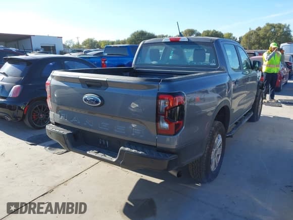 ✅ 2024 Ford Ranger XL • VIN: 1FTER4PH2RLE00894 • Lot: 43422745. Listed on IAAI with 14,163 mi. Free auction sales archive from the USA and detailed vehicle history report at DreamBid. Image 4.