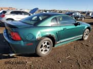 ✅ 2000 Ford Mustang • VIN: 1FAFP4046YF231791 • Lot: 91700485. Wystawiony na Copart z przebiegiem 284 142 mil. Bezpłatny archiwum sprzedaży aukcyjnych z USA i szczegółowy raport historii pojazdu na DreamBid. Zdjęcie 3.