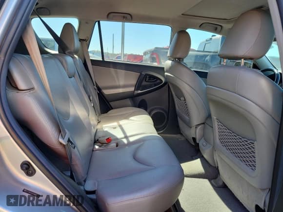 ✅ 2012 Toyota RAV4 Limited • VIN: 2T3DK4DV7CW068160 • Lot: 86997795. Wystawiony na Copart z przebiegiem 180 097 mil. Bezpłatny archiwum sprzedaży aukcyjnych z USA i szczegółowy raport historii pojazdu na DreamBid. Zdjęcie 11.