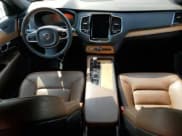 ✅ 2021 Volvo XC90 Inscription Expression • VIN: YV4BR0CK8M1738847 • Lot: 63064654. Wystawiony na Copart z przebiegiem 35 390 mil. Bezpłatny archiwum sprzedaży aukcyjnych z USA i szczegółowy raport historii pojazdu na DreamBid. Zdjęcie 8.