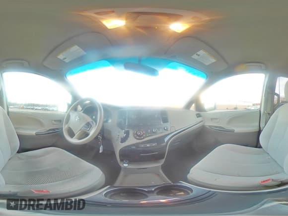 ✅ 2012 Toyota Sienna LE • VIN: 5TDKK3DCXCS183658 • Lot: 93027875. Wystawiony na Copart z przebiegiem 170 587 mil. Bezpłatny archiwum sprzedaży aukcyjnych z USA i szczegółowy raport historii pojazdu na DreamBid. Zdjęcie 15.