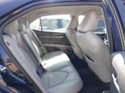 ✅ 2022 Toyota Camry Hybrid SE • VIN: 4T1G31AK9NU038804 • Лот: 42479021. Опубликован ранее на IAAI с пробегом 136 422 миль. Бесплатный доступ к архиву аукционных продаж из США и подробный отчёт об истории автомобиля на DreamBid. Изображение 8.