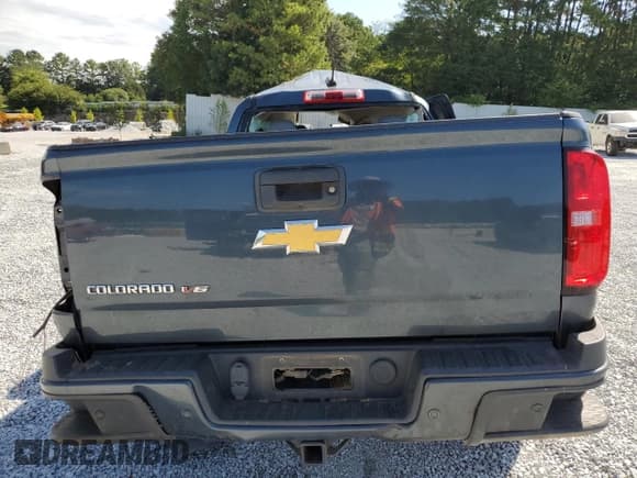 ✅ 2020 Chevrolet Colorado 2WD Work Truck • VIN: 1GCGSBEN8L1138537 • Лот: 63291694. Опубликован ранее на Copart с пробегом 177 194 миль. Бесплатный доступ к архиву аукционных продаж из США и подробный отчёт об истории автомобиля на DreamBid. Изображение 6.