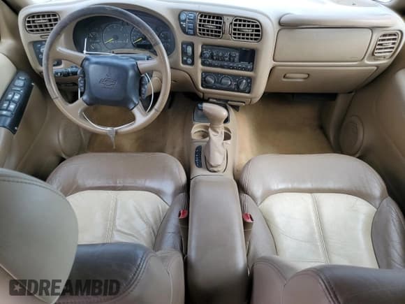 ✅ 1999 Chevrolet Blazer Trailblazer • VIN: 1GNDT13W2X2130625 • Lot: 50596885. Wystawiony na Copart z przebiegiem 187 444 mil. Bezpłatny archiwum sprzedaży aukcyjnych z USA i szczegółowy raport historii pojazdu na DreamBid. Zdjęcie 8.