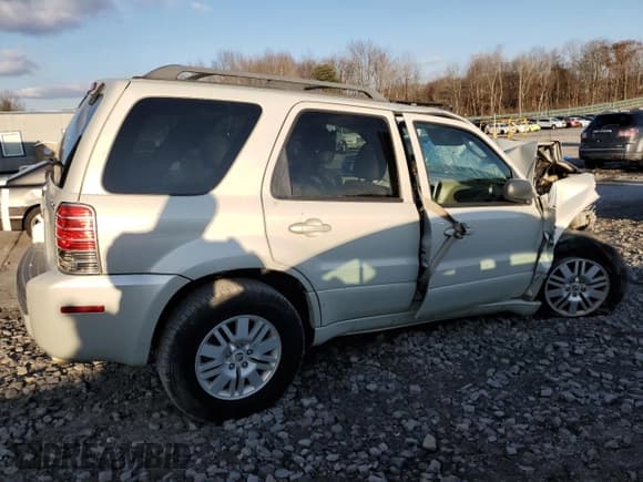 ✅ 2007 Mercury Mariner Luxury • VIN: 4M2CU91157KJ12444 • Lot: 93310955. Listed on Copart with 176,307 mi. Free auction sales archive from the USA and detailed vehicle history report at DreamBid. Image 3.