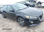 ✅ 2021 Nissan Altima Platinum • VIN: 1N4BL4FW5MN418460 • Lot: 42472262. Wystawiony na IAAI z przebiegiem 138 304 mil. Bezpłatny archiwum sprzedaży aukcyjnych z USA i szczegółowy raport historii pojazdu na DreamBid. Zdjęcie 1.