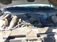 ✅ 2005 Chevrolet Silverado 2500HD LS • VIN: 1GCHK23295F850770 • Lot: 43464367. Wystawiony na IAAI z przebiegiem Nie podano. Bezpłatny archiwum sprzedaży aukcyjnych z USA i szczegółowy raport historii pojazdu na DreamBid. Zdjęcie 10.