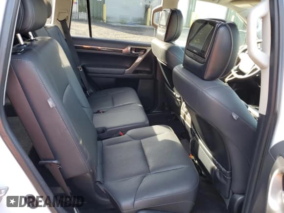 ✅ 2015 Lexus GX 460 • VIN: JTJBM7FX5F5103160 • Lot: 86869465. Listed on Copart with 197,914 mi. Free auction sales archive from the USA and detailed vehicle history report at DreamBid. Image 11.