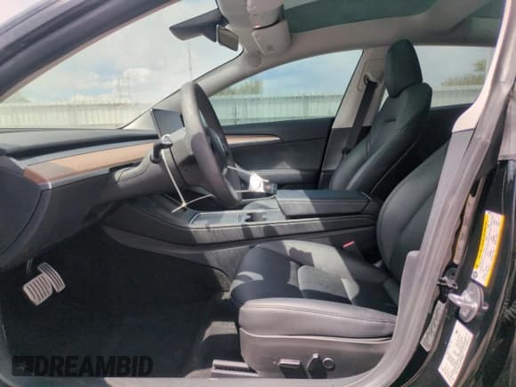 ✅ 2023 Tesla Model 3 Performance • VIN: 5YJ3E1ECXPF628019 • Lot: 53554215. Wystawiony na Copart z przebiegiem 22 557 mil. Bezpłatny archiwum sprzedaży aukcyjnych z USA i szczegółowy raport historii pojazdu na DreamBid. Zdjęcie 7.