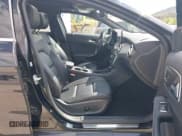 ✅ 2017 Mercedes-Benz GLA 250 • VIN: WDCTG4GB5HJ350960 • Lot: 43183934. Wystawiony na IAAI z przebiegiem 110 611 mil. Bezpłatny archiwum sprzedaży aukcyjnych z USA i szczegółowy raport historii pojazdu na DreamBid. Zdjęcie 5.