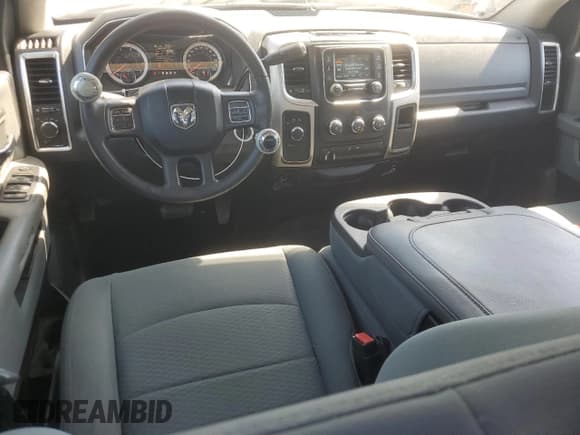 ✅ 2016 Ram 2500 SLT • VIN: 3C6TR5DT6GG379085 • Lot: 61930295. Wystawiony na Copart z przebiegiem 133 817 mil. Bezpłatny archiwum sprzedaży aukcyjnych z USA i szczegółowy raport historii pojazdu na DreamBid. Zdjęcie 8.