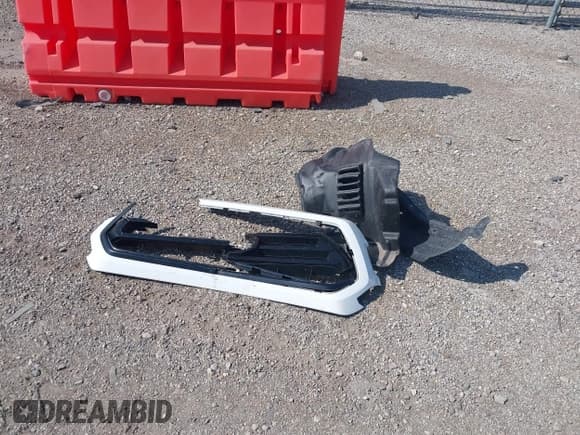 ✅ 2020 Toyota Tacoma SR • VIN: 3TYRX5GN5LT001300 • Лот: 43374344. Опубликован ранее на IAAI с пробегом 89 457 миль. Бесплатный доступ к архиву аукционных продаж из США и подробный отчёт об истории автомобиля на DreamBid. Изображение 12.