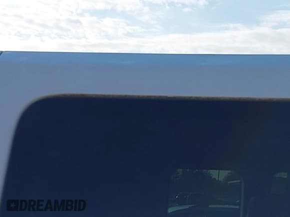 ✅ 2018 Ford Transit Passenger XL • VIN: 1FBZX2YM1JKA33699 • Lot: 41786863. Wystawiony na IAAI z przebiegiem 138 735 mil. Bezpłatny archiwum sprzedaży aukcyjnych z USA i szczegółowy raport historii pojazdu na DreamBid. Zdjęcie 18.