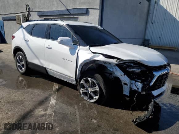 2024 Chevrolet Blazer LT with VIN 3GNKBJR43RS163544, listed as a Copart auction lot 70985814 with 20,973 mi miles and Salvage title. Bid and sale history available at DreamBid. Image 4.