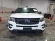 ✅ 2018 Ford Police Interceptor Utility • VIN: 1FM5K8ARXJGC76699 • Lot: 43871802. Wystawiony na IAAI z przebiegiem 134 850 mil. Bezpłatny archiwum sprzedaży aukcyjnych z USA i szczegółowy raport historii pojazdu na DreamBid. Zdjęcie 11.