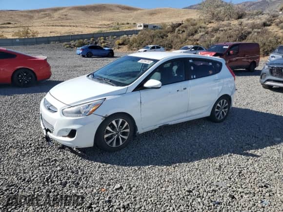 ✅ 2015 Hyundai Accent Sport • VIN: KMHCU5AE9FU204611 • Лот: 82294765. Опубликован ранее на Copart с пробегом 126 207 миль. Бесплатный доступ к архиву аукционных продаж из США и подробный отчёт об истории автомобиля на DreamBid. Изображение 1.