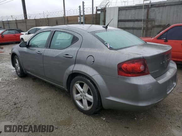 ✅ 2013 Dodge Avenger SE • VIN: 1C3CDZAB9DN664798 • Лот: 44167475. Опубликован ранее на Copart с пробегом 140 346 миль. Бесплатный доступ к архиву аукционных продаж из США и подробный отчёт об истории автомобиля на DreamBid. Изображение 2.