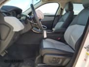 ✅ 2025 Land Rover Range Rover Velar Dynamic SE • VIN: SALYL2EX9SA392915 • Lot: 83983985. Listed on Copart with 15,915 mi. Free auction sales archive from the USA and detailed vehicle history report at DreamBid. Image 7.