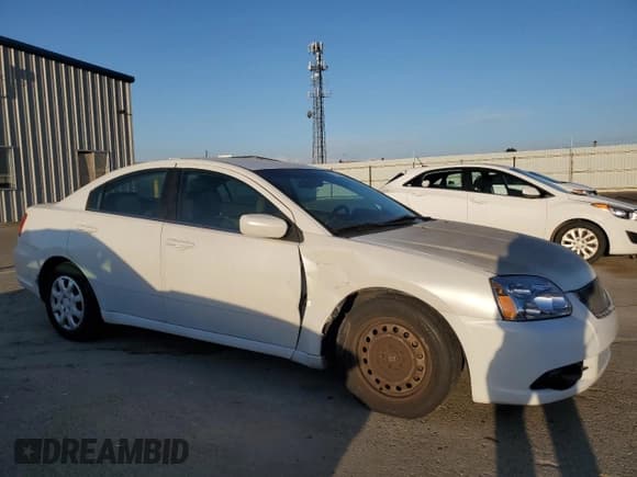 ✅ 2011 Mitsubishi Galant ES • VIN: 4A32B3FF8BE005756 • Лот: 81973295. Опубликован ранее на Copart с пробегом 189 719 миль. Бесплатный доступ к архиву аукционных продаж из США и подробный отчёт об истории автомобиля на DreamBid. Изображение 4.