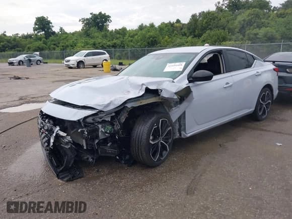 ✅ 2024 Nissan Altima SR • VIN: 1N4BL4CV9RN378368 • Lot: 43104408. Listed on IAAI with 34,878 mi. Free auction sales archive from the USA and detailed vehicle history report at DreamBid. Image 2.