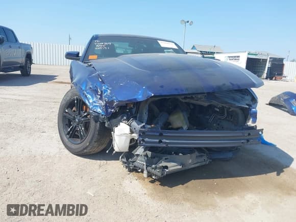 ✅ 2012 Ford Mustang Premium • VIN: 1ZVBP8AM4C5245151 • Lot: 43204436. Listed on IAAI with 175,130 mi. Free auction sales archive from the USA and detailed vehicle history report at DreamBid. Image 6.
